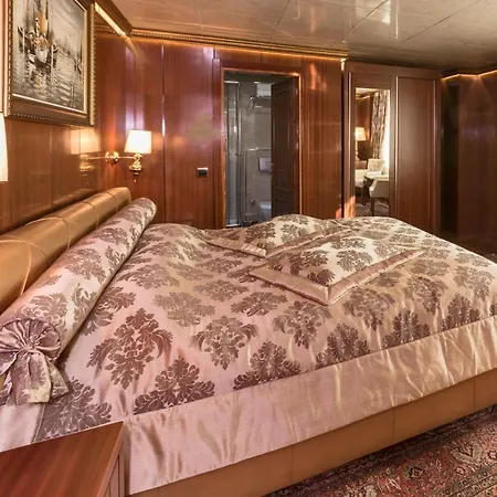 Cevheri's Hotel