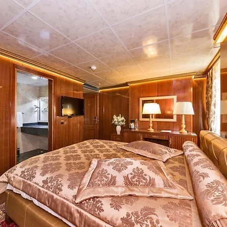 Cevheri's Hotel