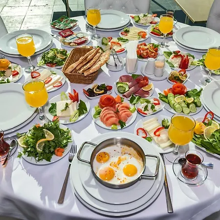 Hotel Cevheri's