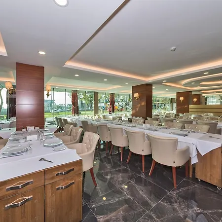 Hotel Cevheri's